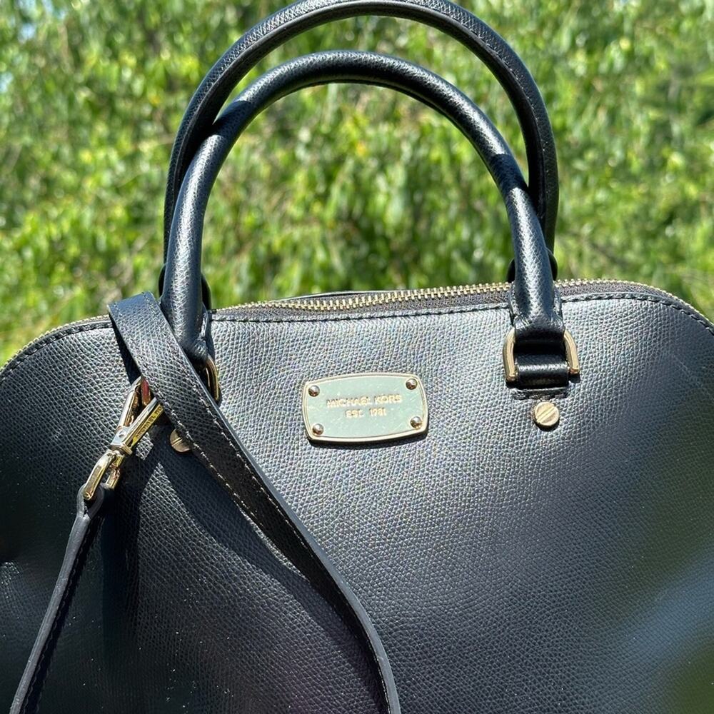 Michael Kors Cindy Medium Size Satchel Black  Handbag - Picture 2 of 13